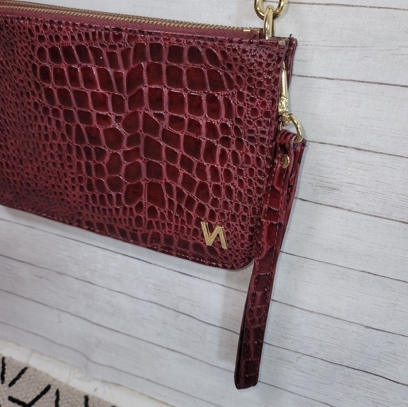 VICTOR MAROON FAUX SNAKESKIN WRISTLET - Picture 2 of 14